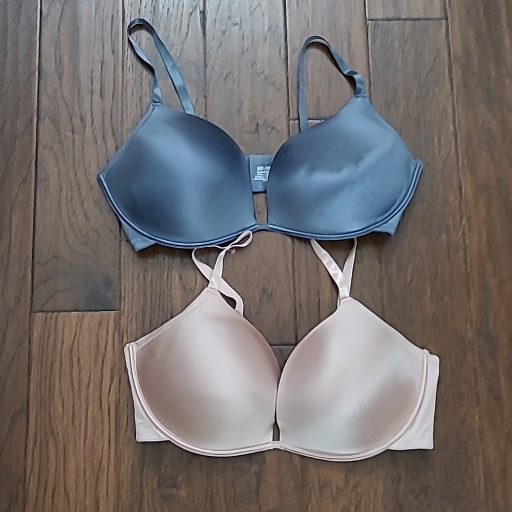 Set of 2 Plunge Underwire Bras in Dusty Pink & Periwinkle size 44DD